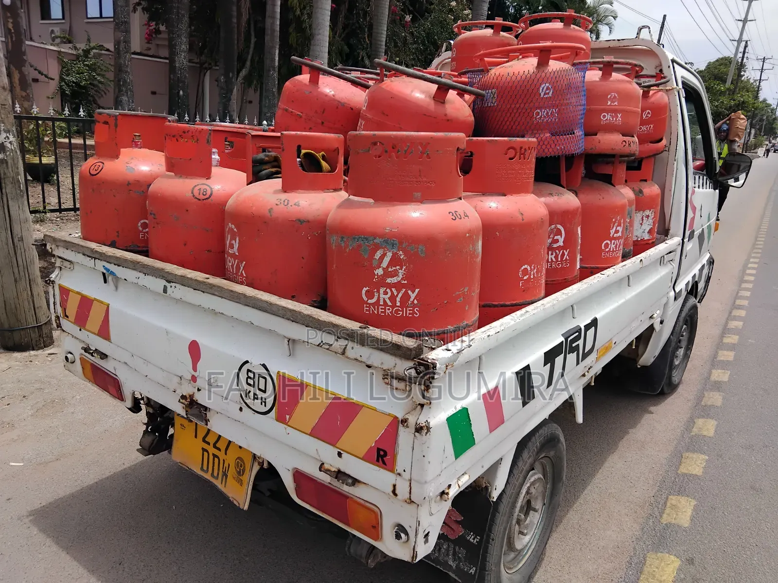 Suzuki Carry Inauzwa