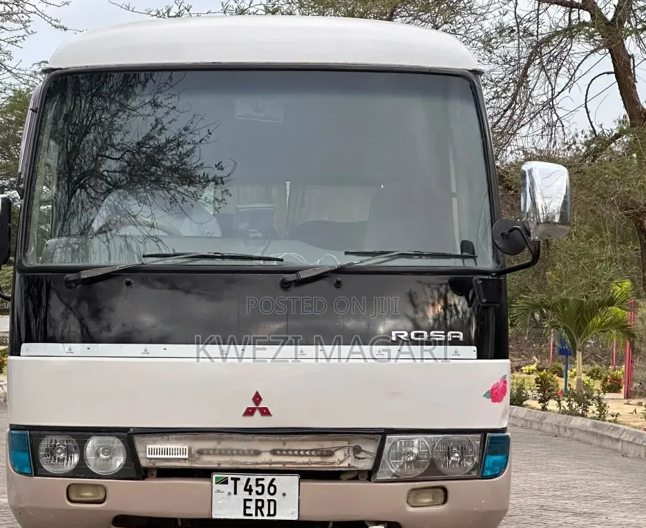 Toyota Coaster 1997 White