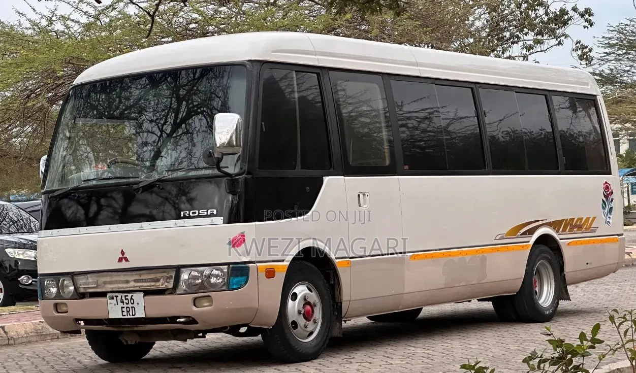 Toyota Coaster 1997 White