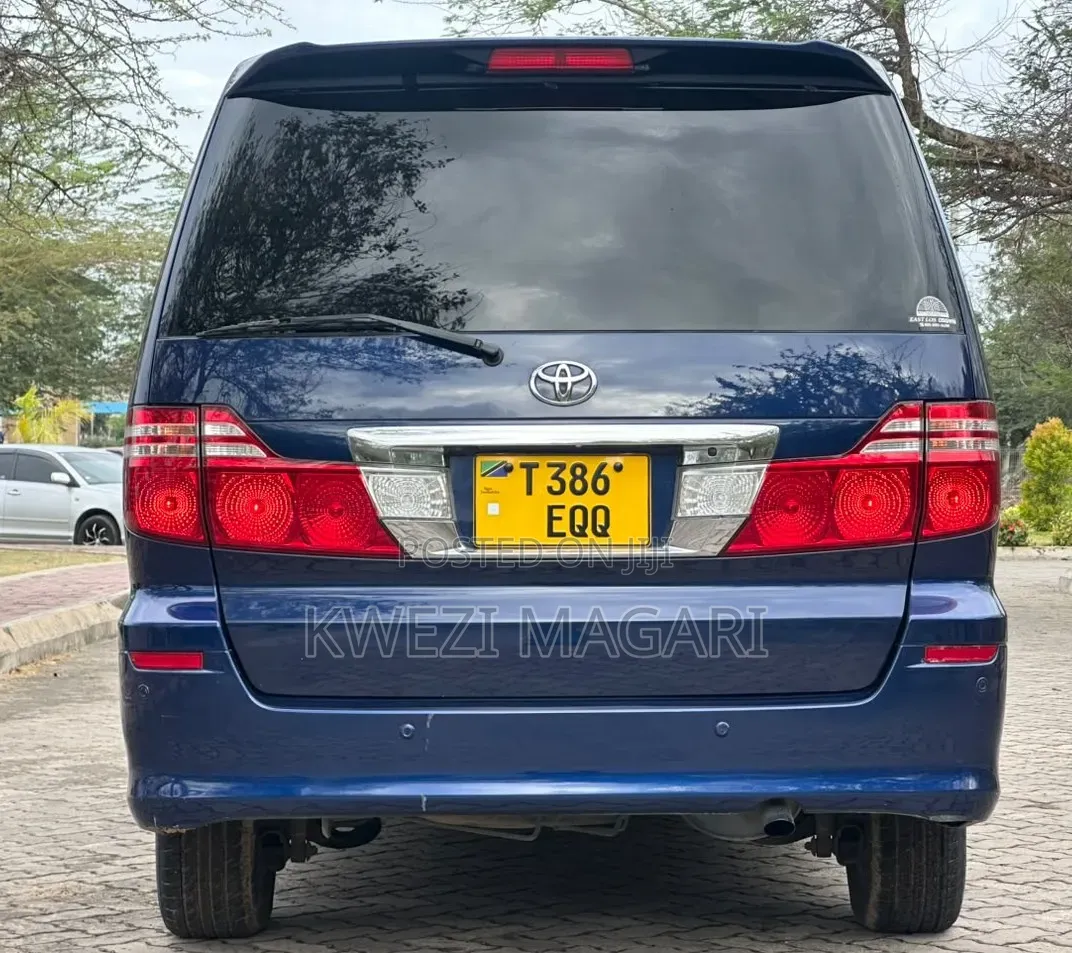 Toyota Alphard 2006 Blue
