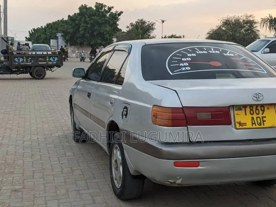 Toyota Premio 2002 Silver
