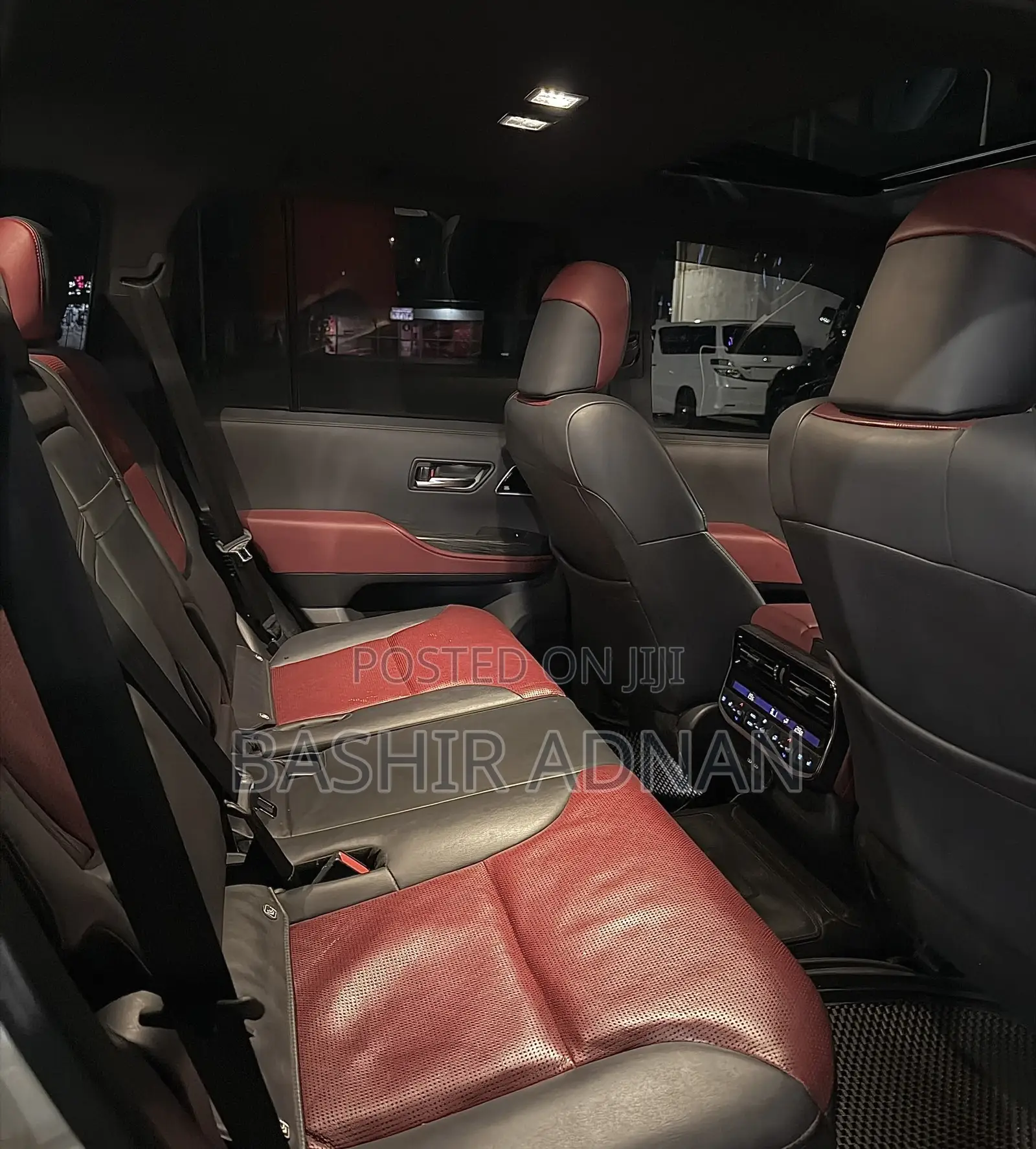Toyota Land Cruiser LC300 2024 Pearl