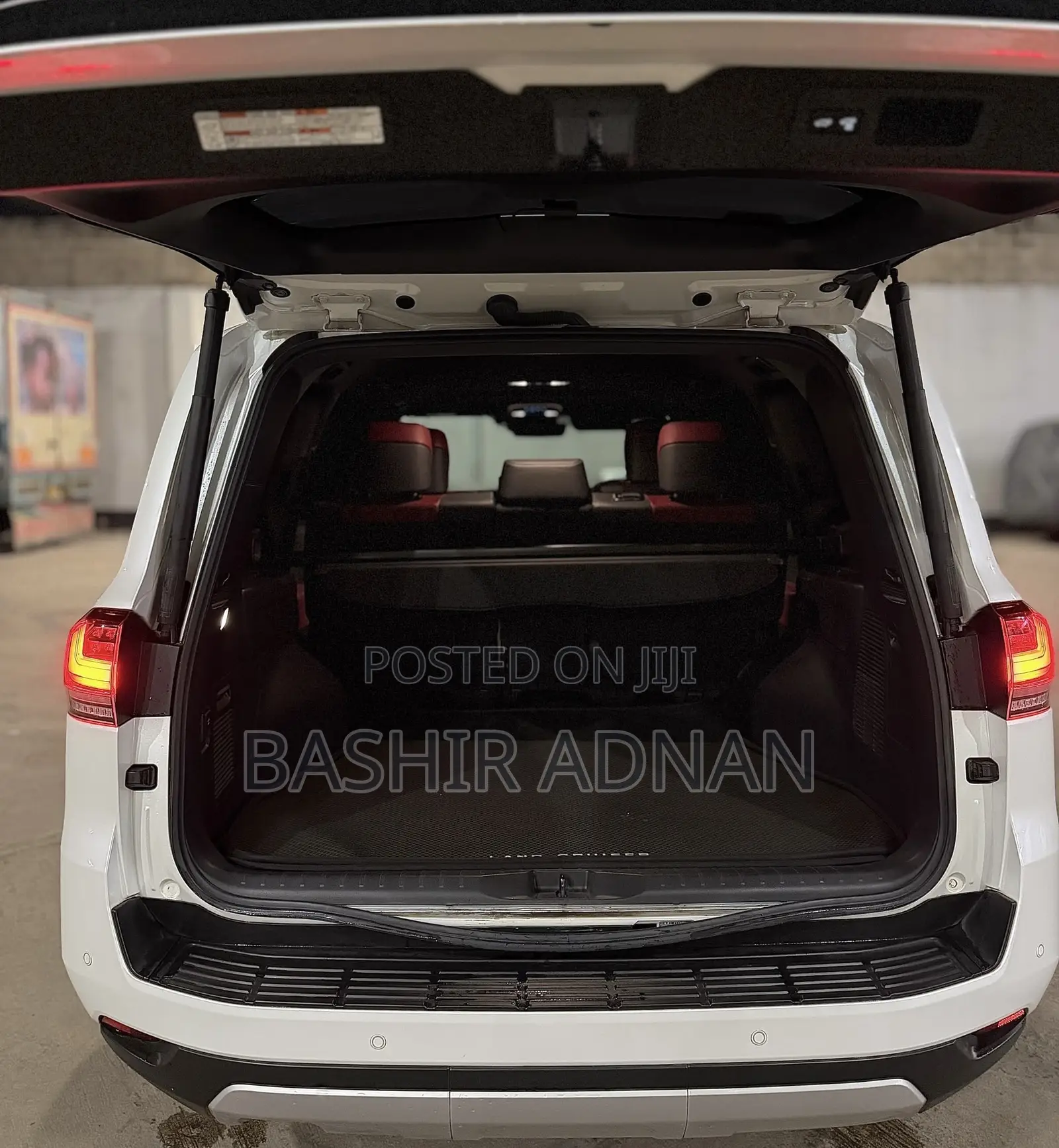 Toyota Land Cruiser LC300 2024 Pearl