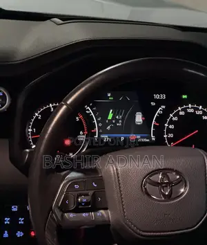 Toyota Land Cruiser LC300 2024 Pearl