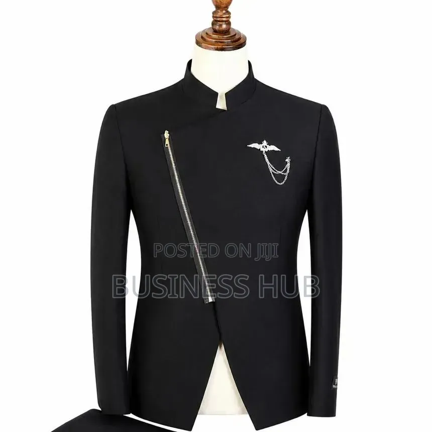 Model the Fashion Men's Suit1