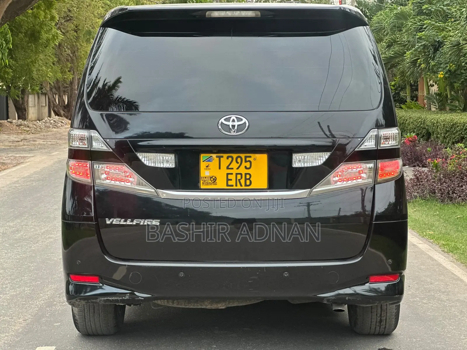 Toyota Vellfire V 2.4 FWD 7-Seater 2009 Black