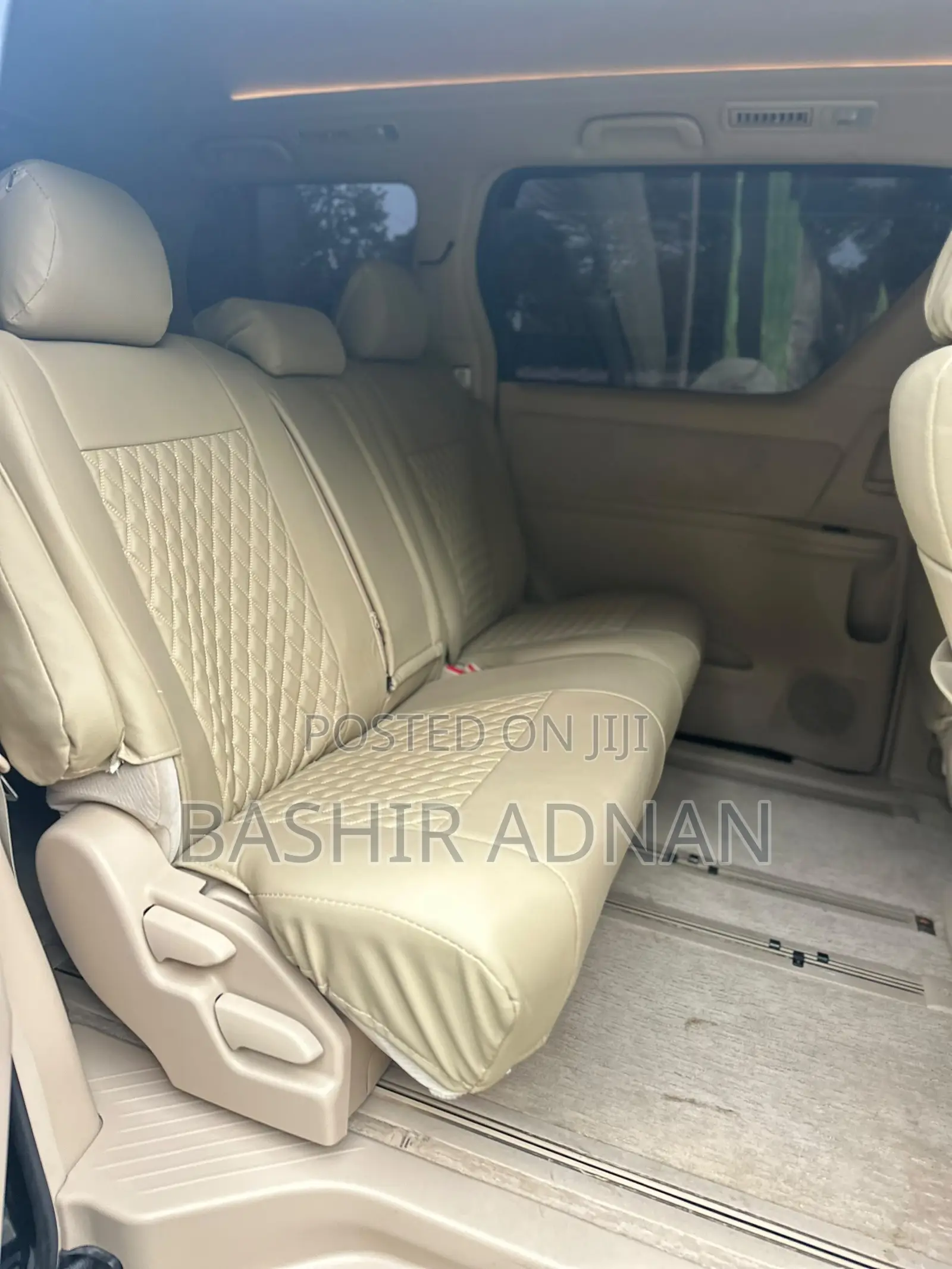 Toyota Vellfire V 2.4 FWD 7-Seater 2009 Black