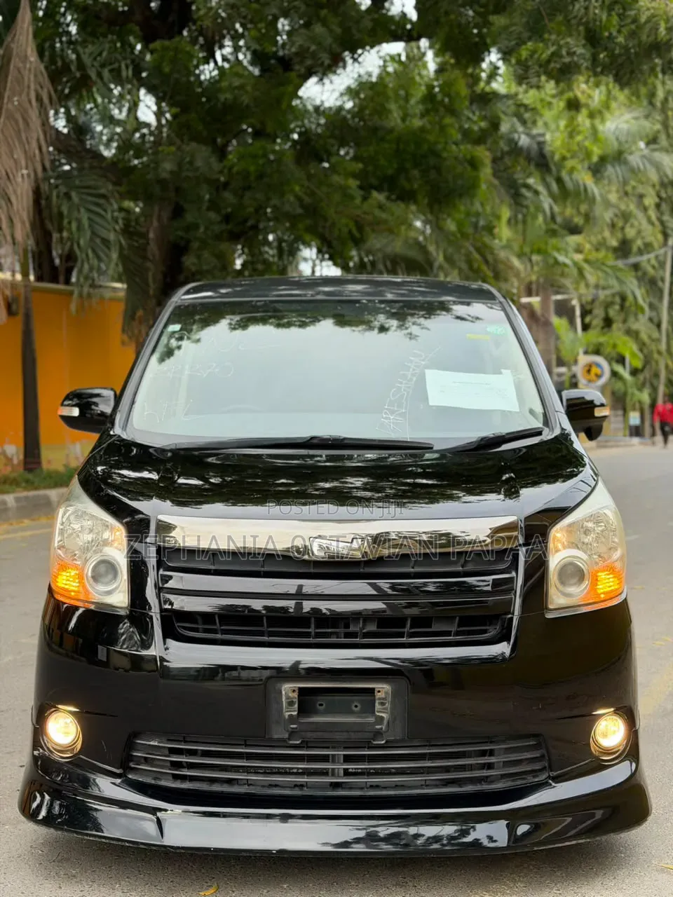 Toyota Noah 2009 Black