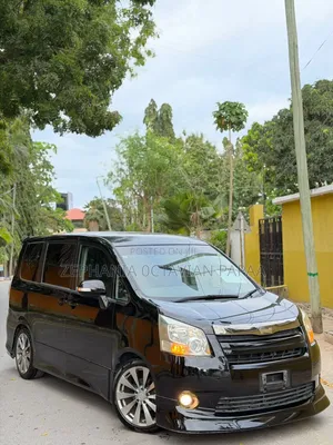 Toyota Noah 2009 Black