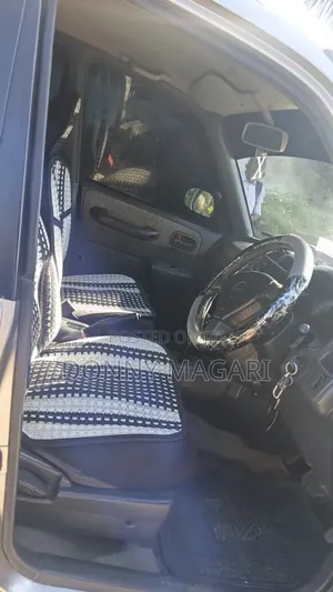 Toyota RAV4 Base 4x4 1999 Silver
