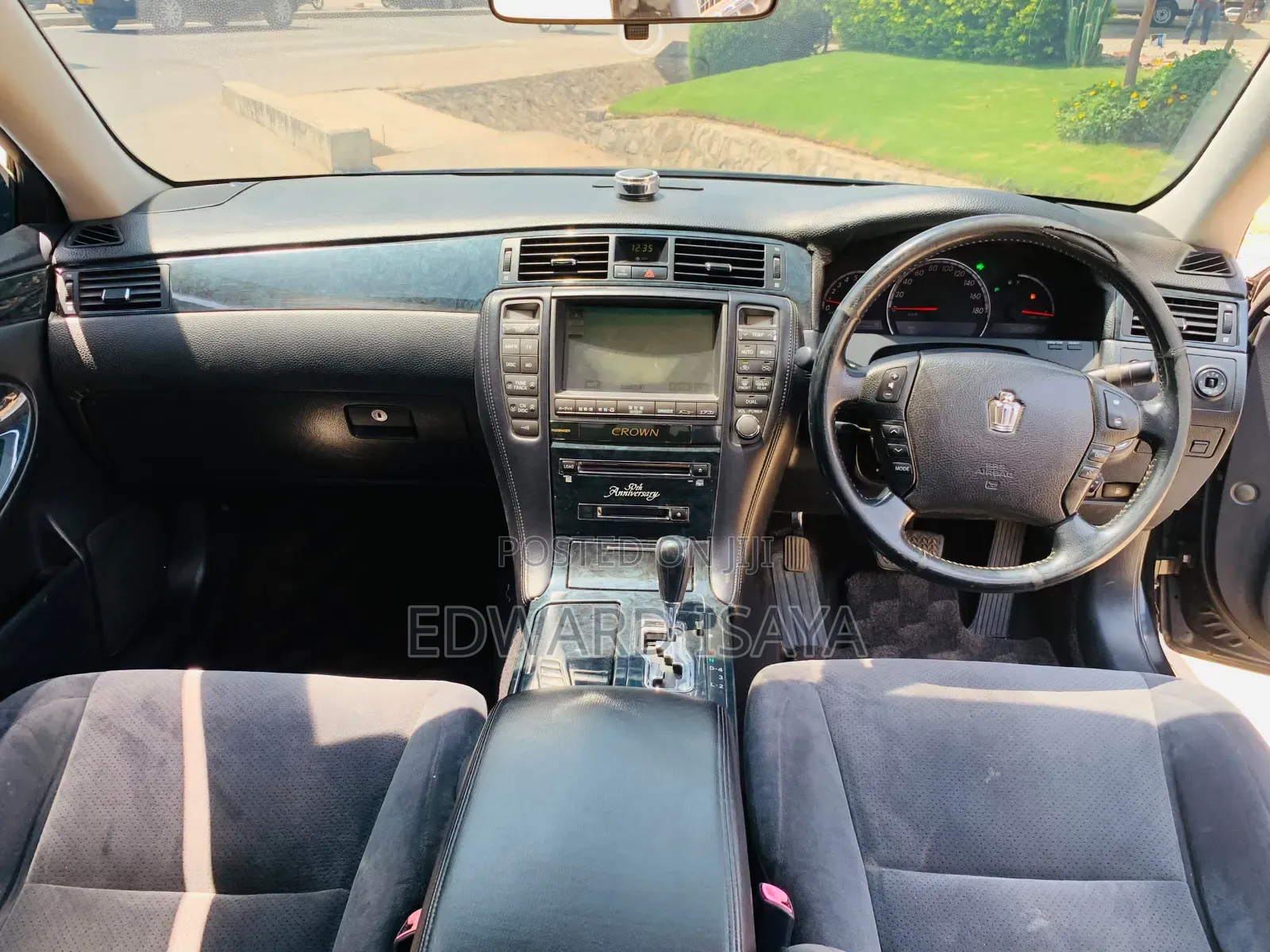 Toyota Crown Royale 2005 Black