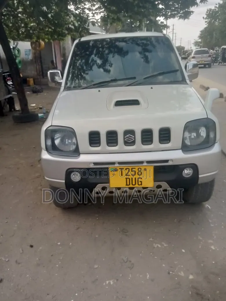 Suzuki Jimny 2003 White