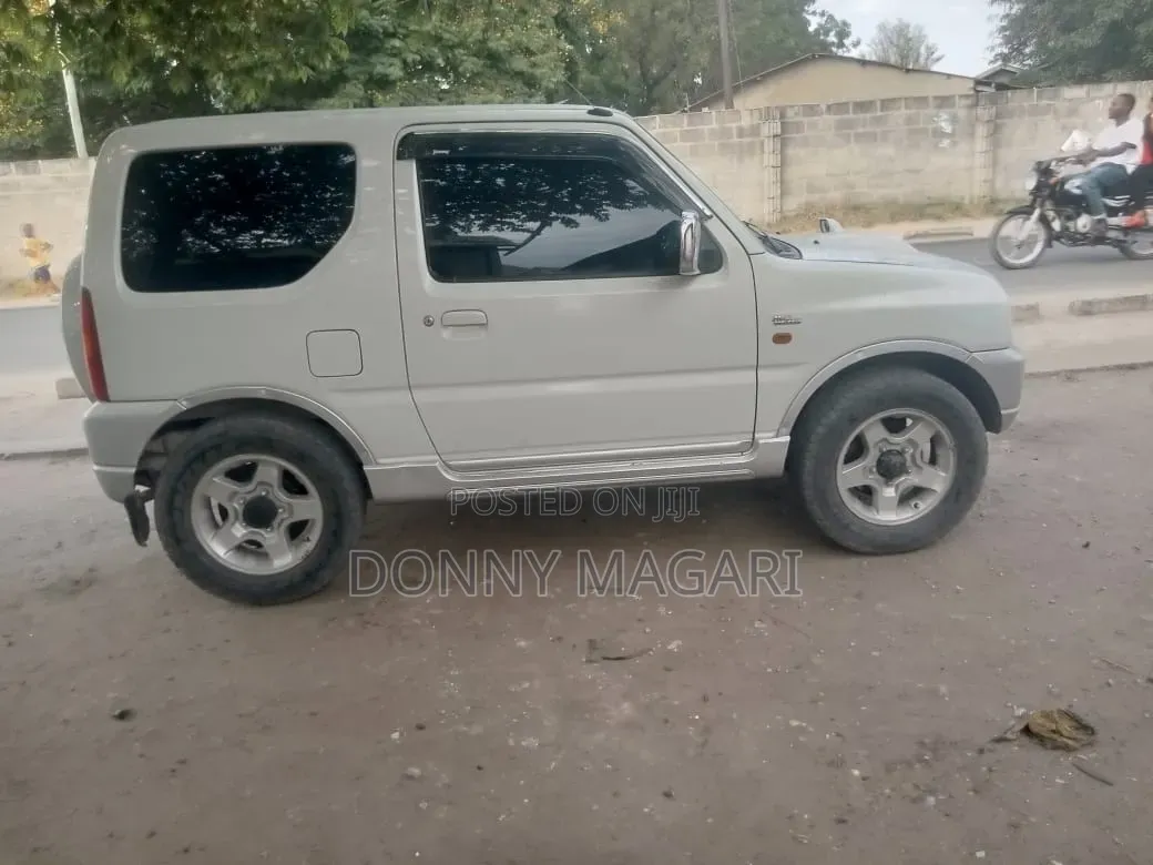 Suzuki Jimny 2003 White