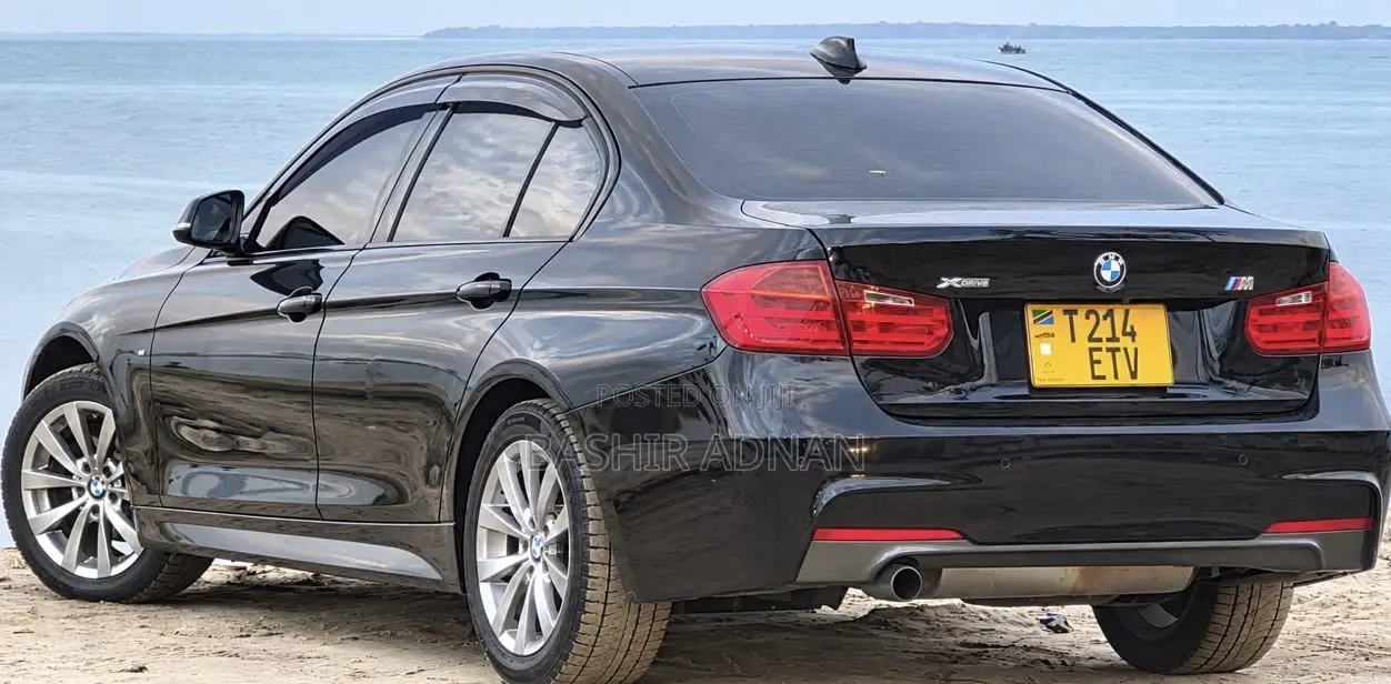 BMW 3 Series 2013 Black