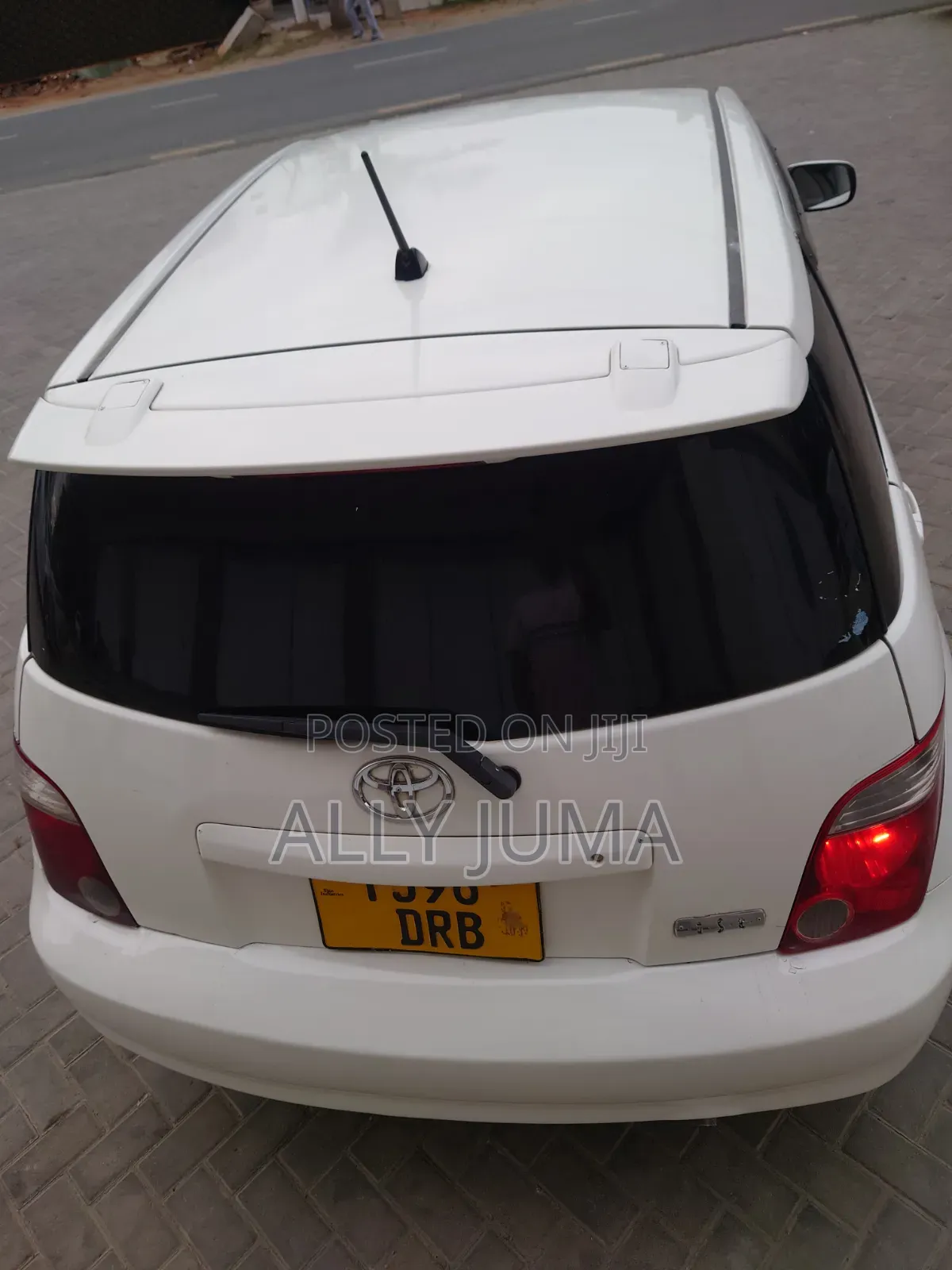 Toyota IST 2006 White