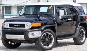Toyota FJ Cruiser 2015 Black