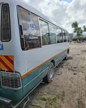Toyota Coaster 2002 White