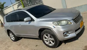 Toyota Vanguard 2004 Silver