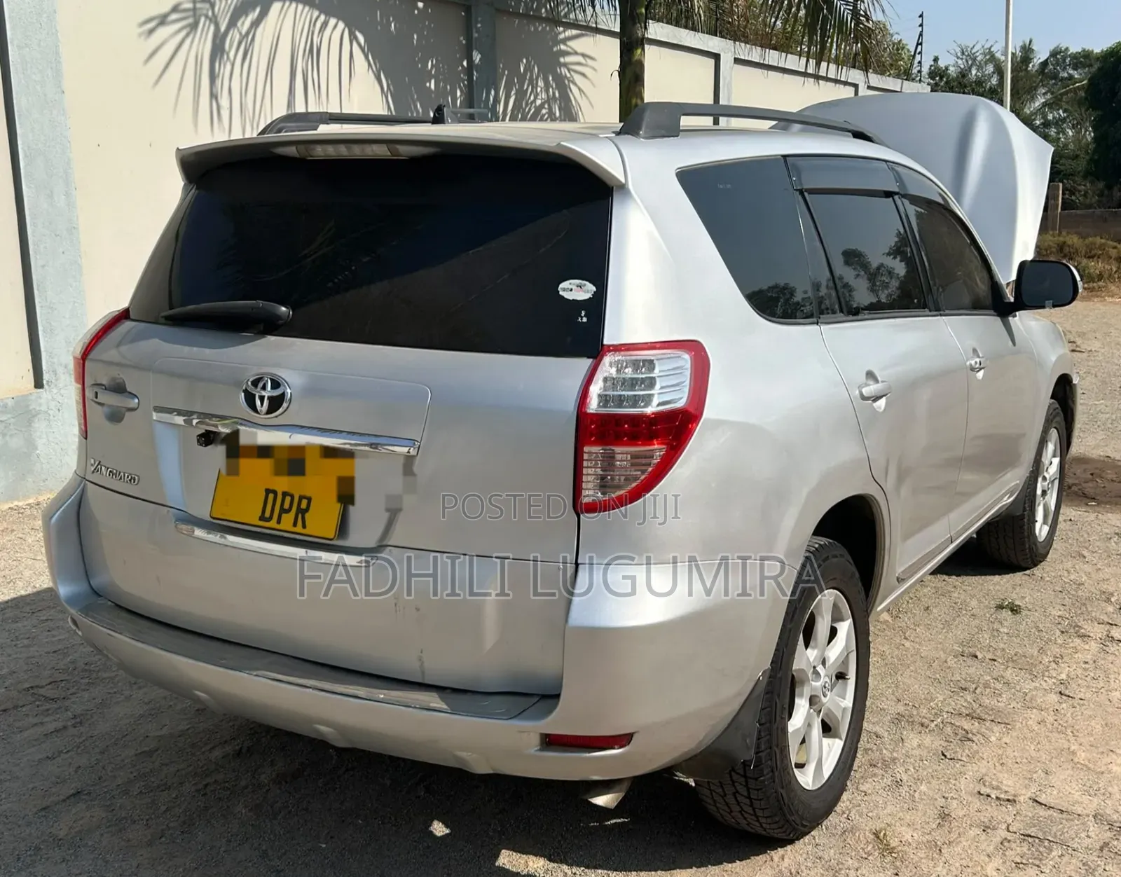 Toyota Vanguard 2004 Silver