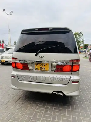 Toyota Alphard 2004 Silver