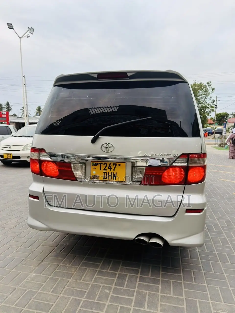 Toyota Alphard 2004 Silver