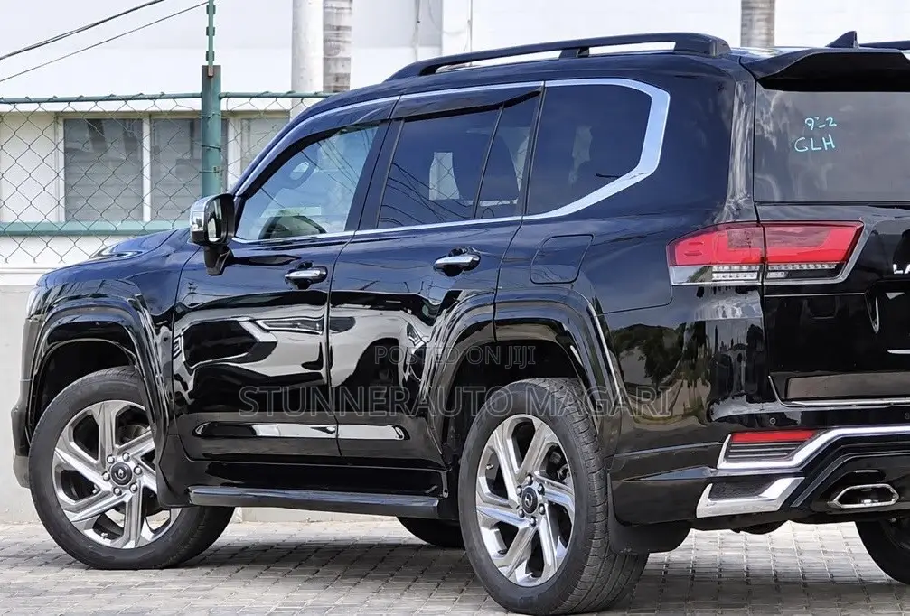 Toyota Land Cruiser 2023 Matt Black