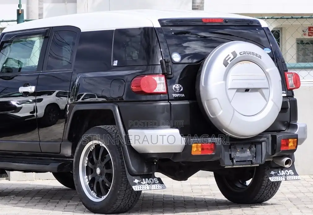 Toyota Land Cruiser 2012 Black