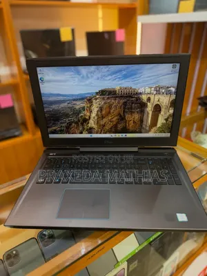 Laptop Dell G7 15 7500 16GB Intel Core i7 SSD 256GB
