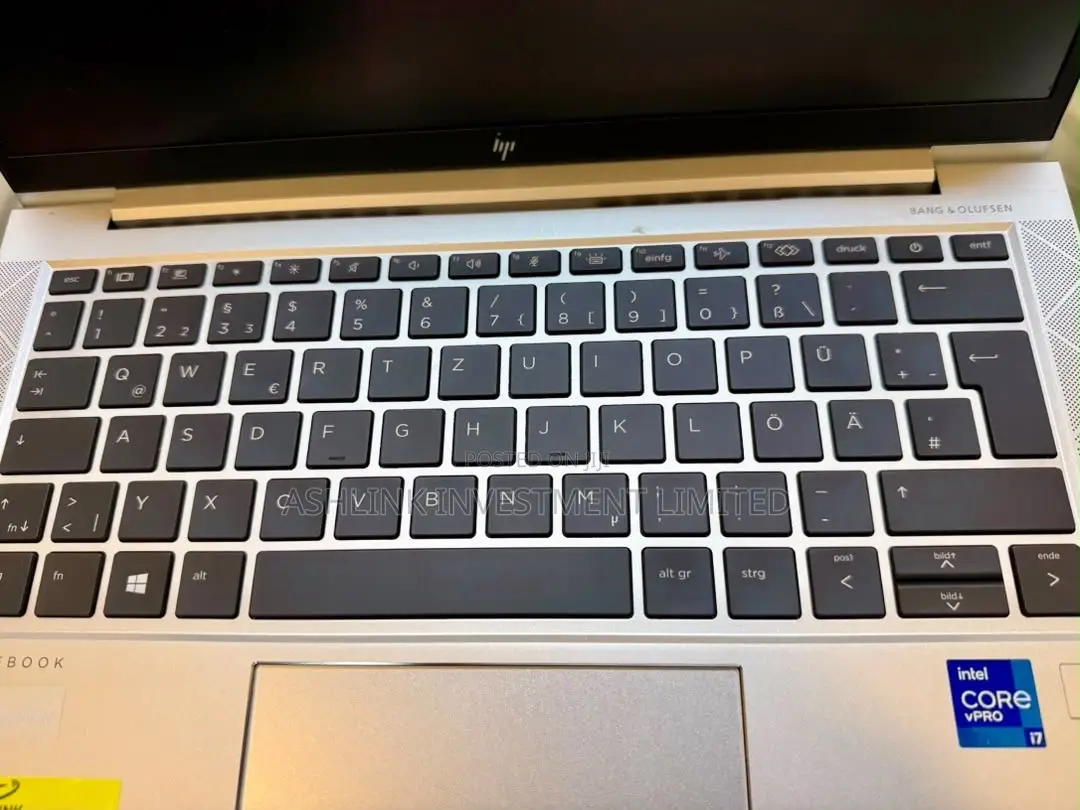 Laptop HP EliteBook 830 G8 16GB Intel Core i7 SSD 512GB