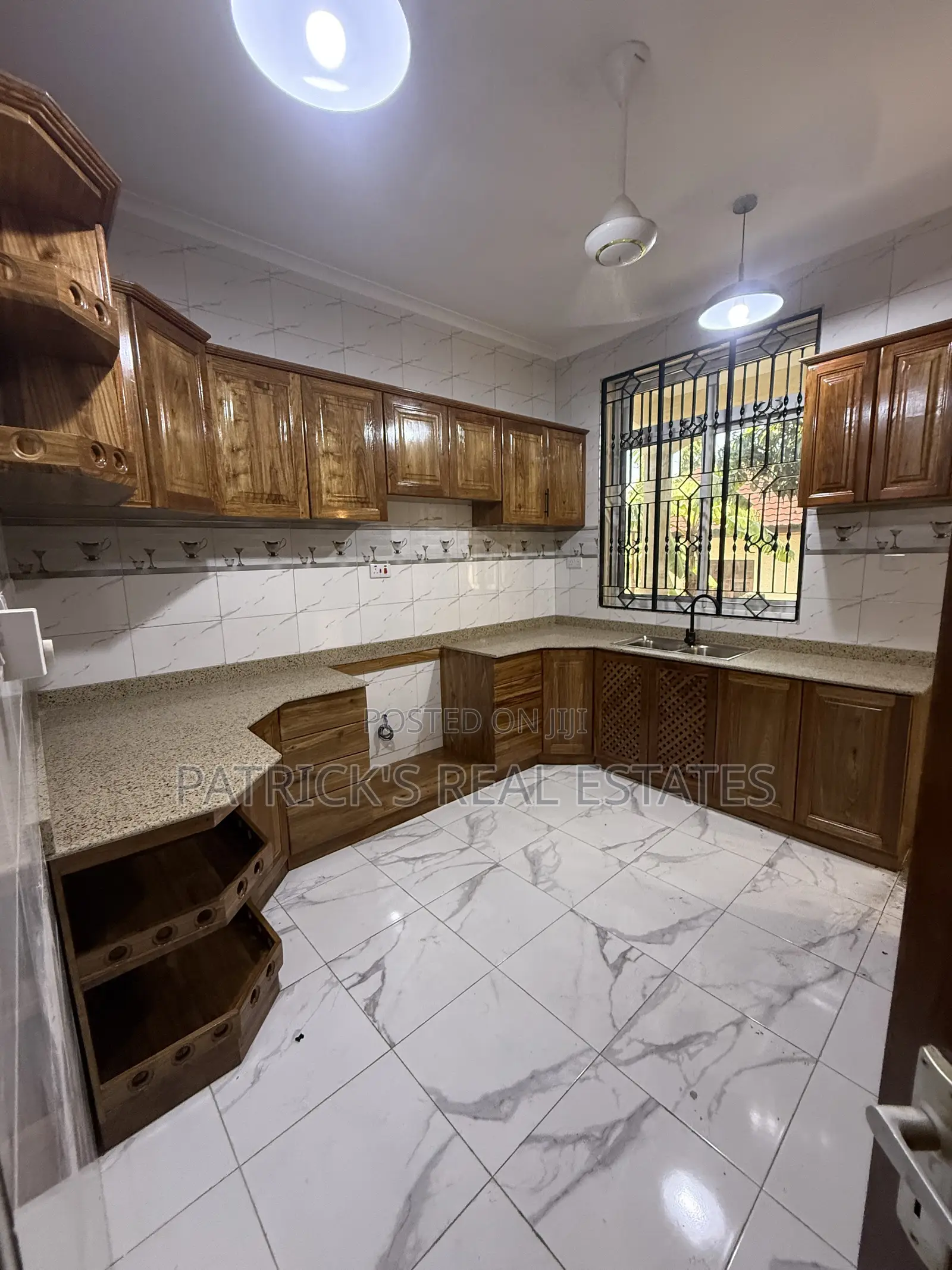 3bdrm Apartment in Kunduchi for rent