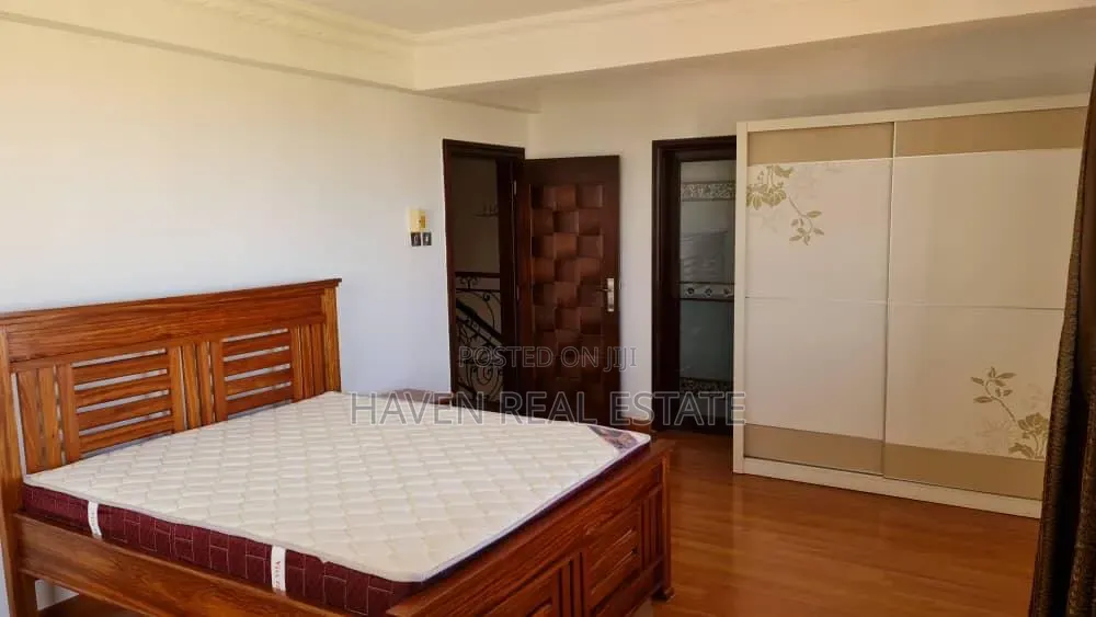 Furnished 3bdrm Apartment in Upanga East for sale