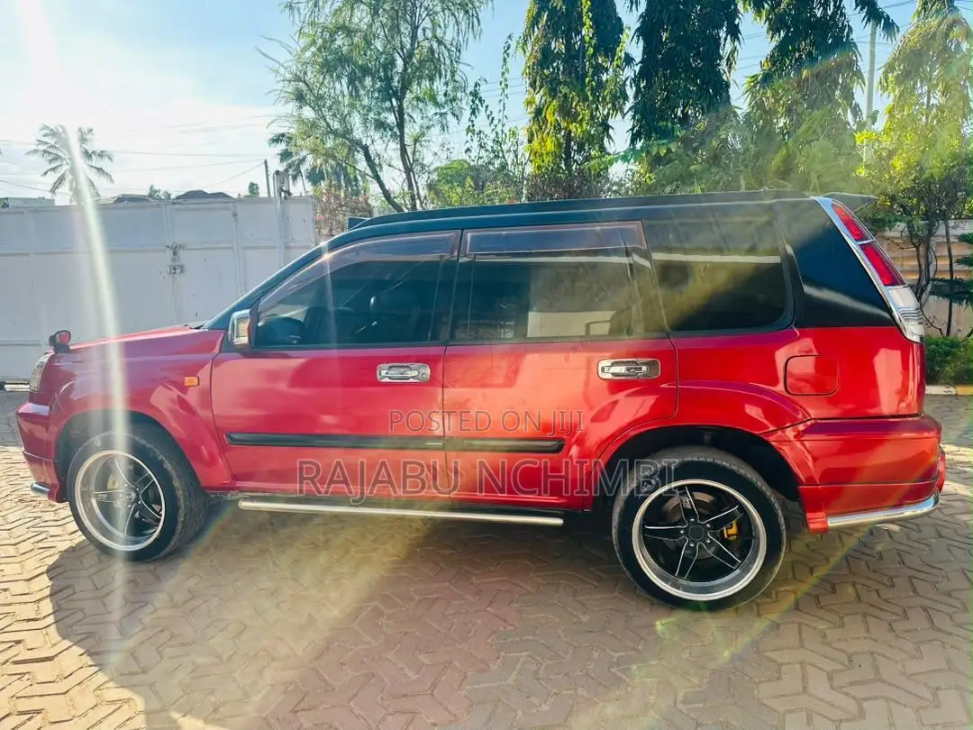 Nissan X-Trail Automatic 2002 Red