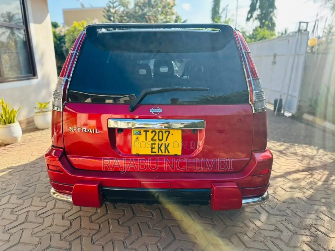 Nissan X-Trail Automatic 2002 Red