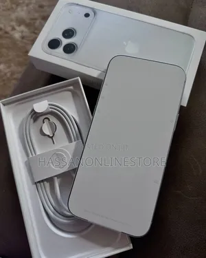 New Apple iPhone 18 Pro Max 2 TB Silver