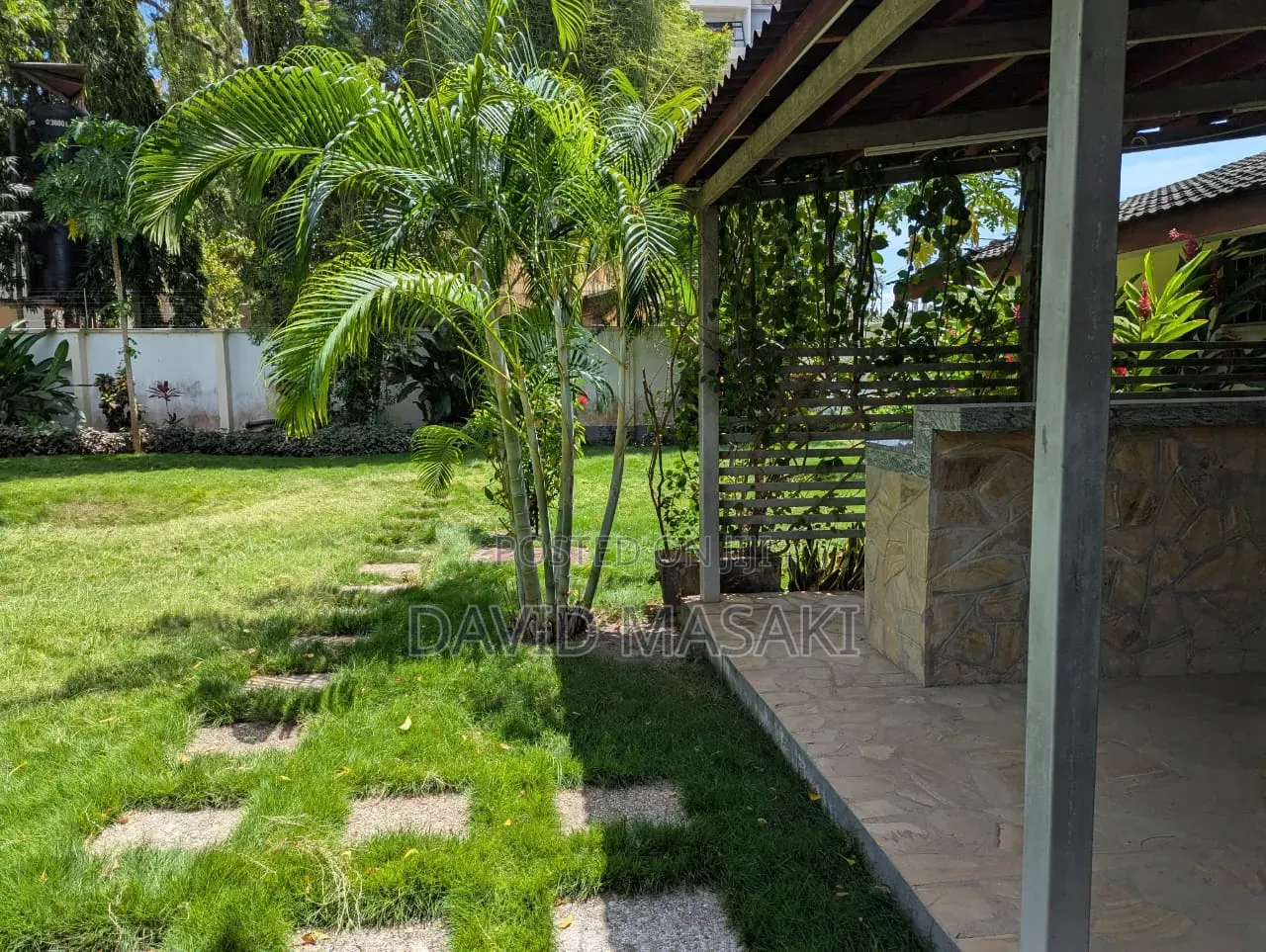 3bdrm Bungalow in Bungalows, Masaki for rent