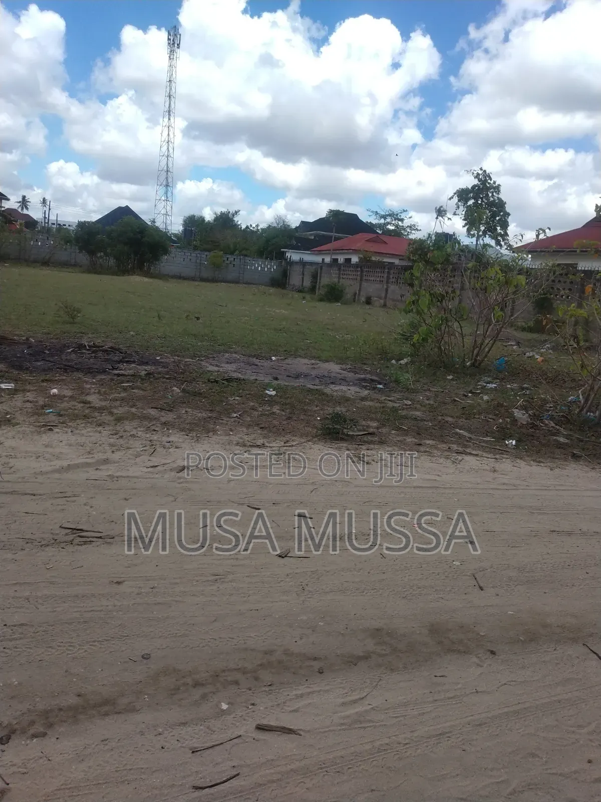 Kiwanja Kinauzwa Kijichi Miande