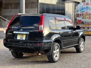 Nissan X-Trail 2005 Black