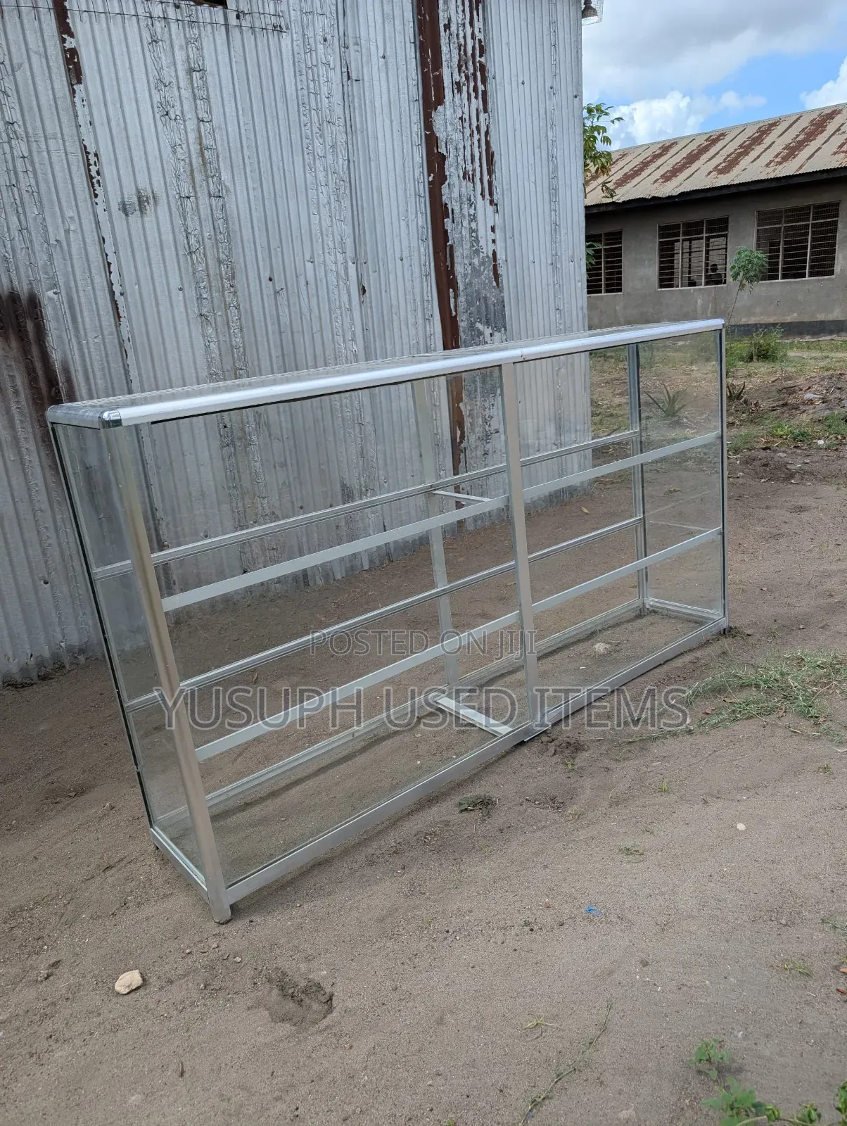 Kabati La Aluminium// Size 7x4 // Kubwa Sana //