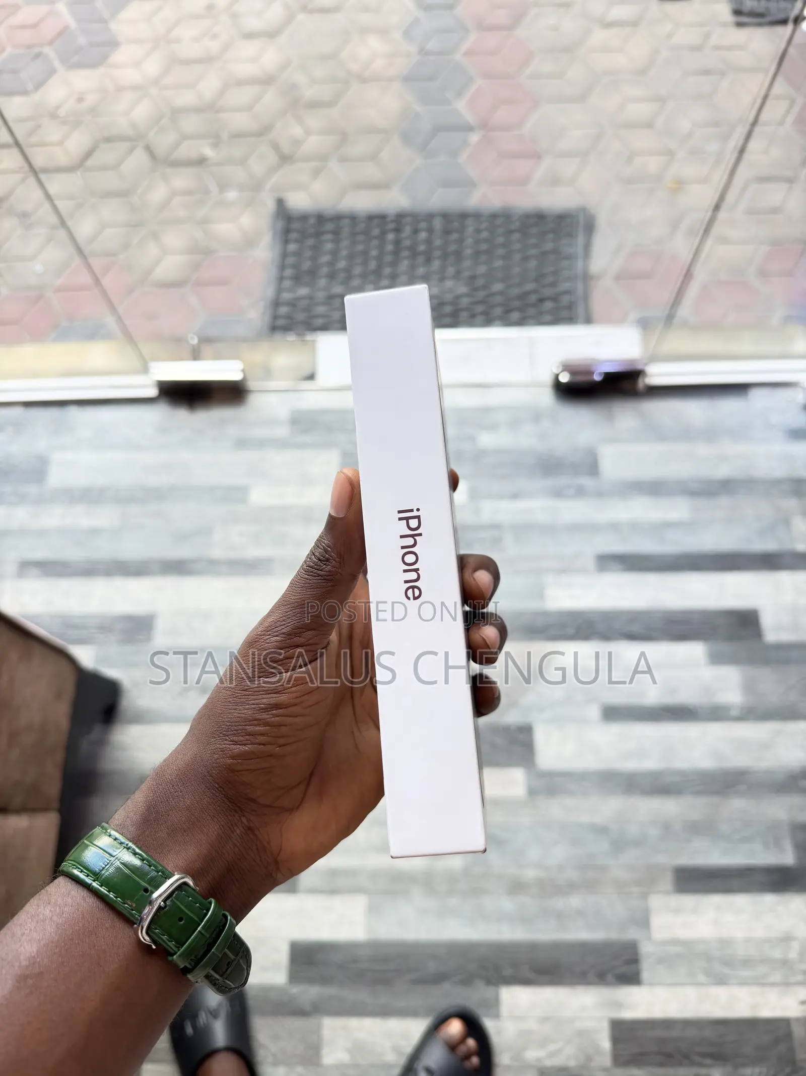 New Apple iPhone 18 Pro Max 256 GB Red