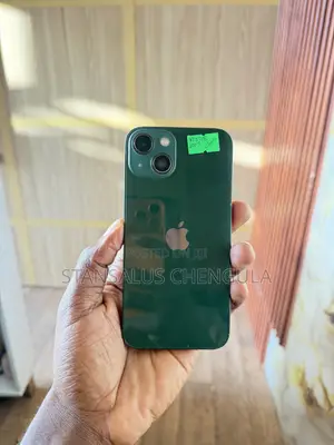 Apple iPhone 13 128 GB Green