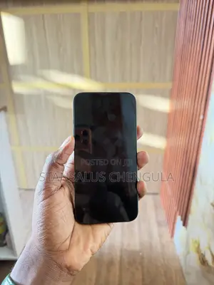 Apple iPhone 13 128 GB Green