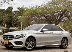 Mercedes-Benz C200 2015 Silver
