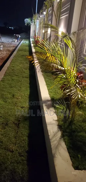 Karibu Kwa Huduma Ya Ujenzi,land Scaping,upakaji Rangi Na Uezekaji