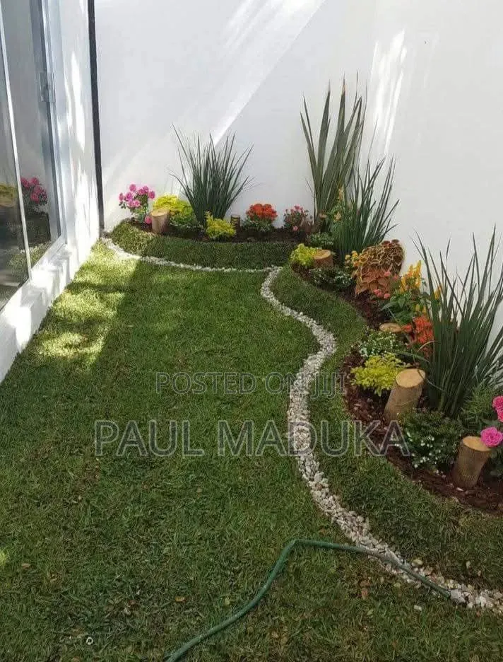 Karibu Kwa Huduma Ya Ujenzi,land Scaping,upakaji Rangi Na Uezekaji