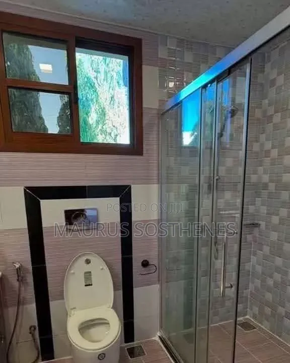 Furnished 3bdrm Villa in Ada Estate for rent