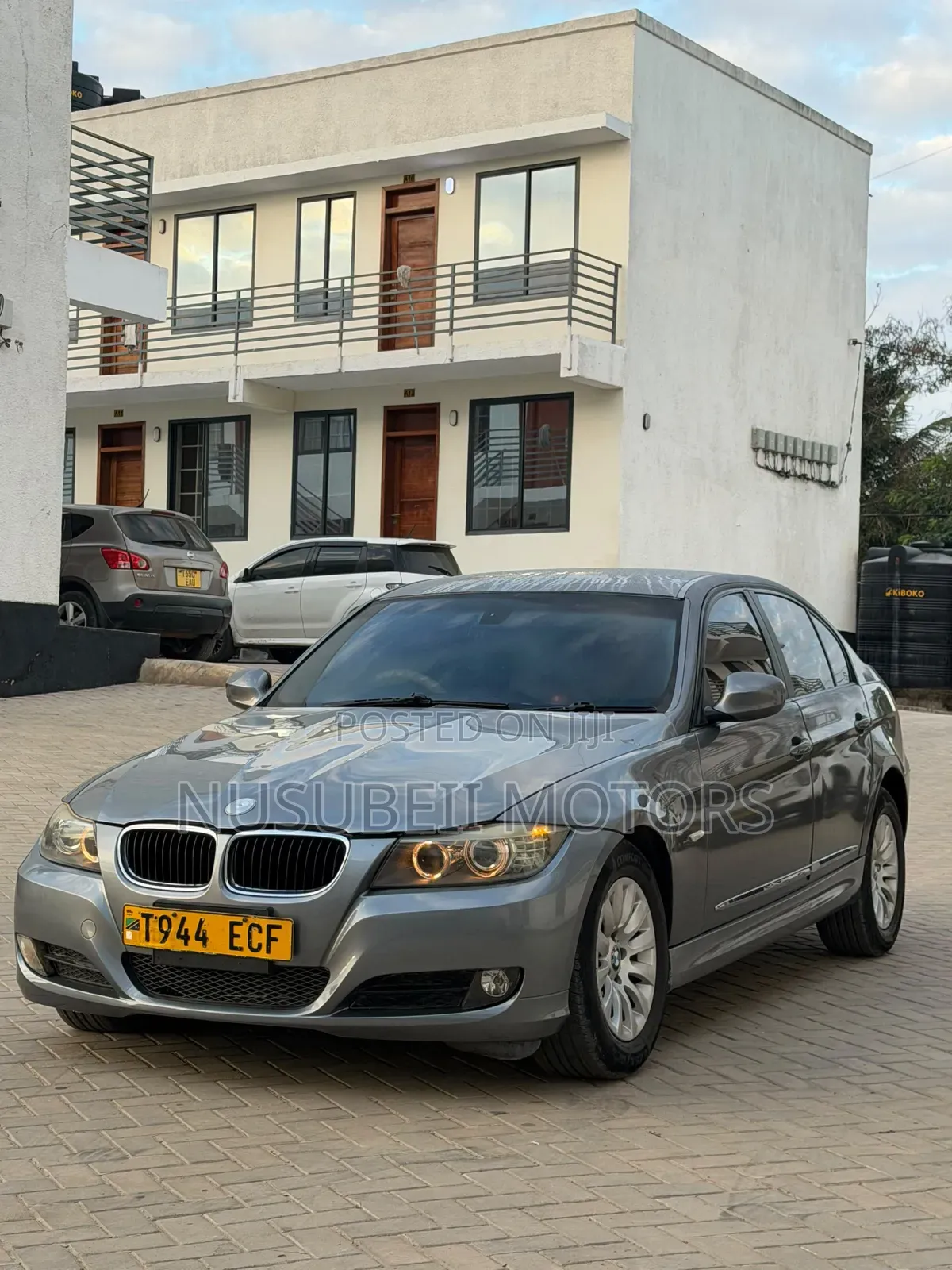 BMW 3 Series 2010 Gray