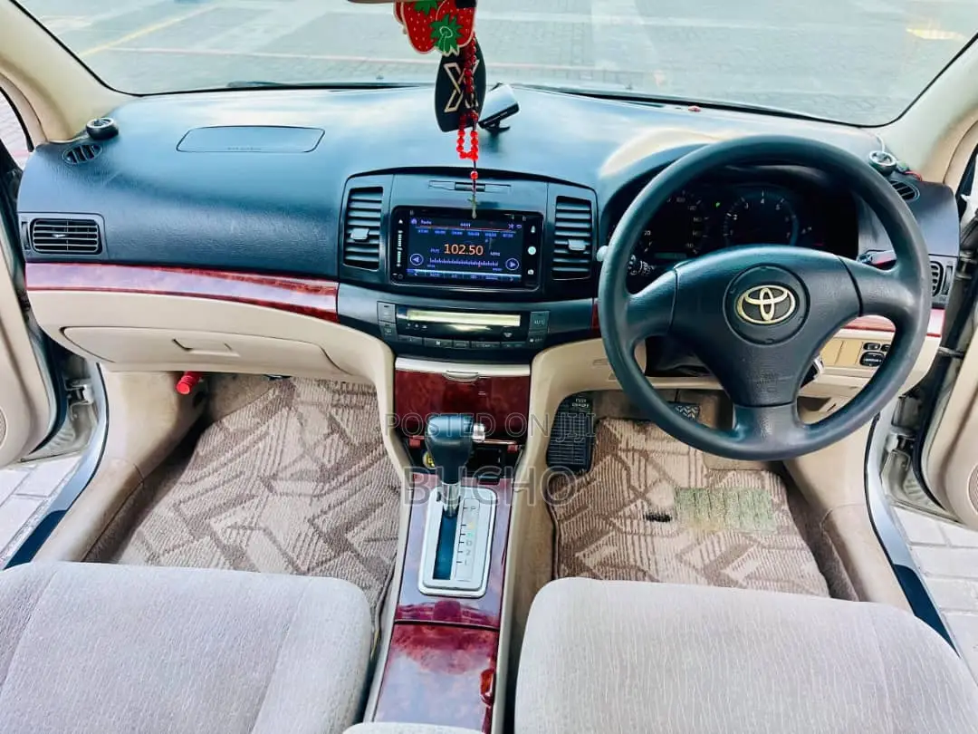 Toyota Premio 2004 Silver