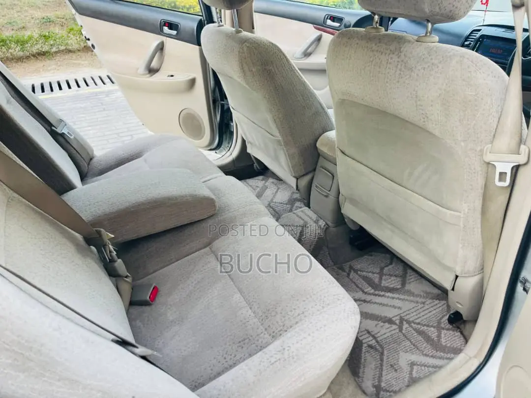 Toyota Premio 2004 Silver