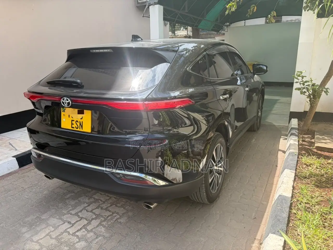 Toyota Harrier 2022 Black