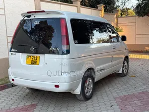 Toyota Noah 2001 White